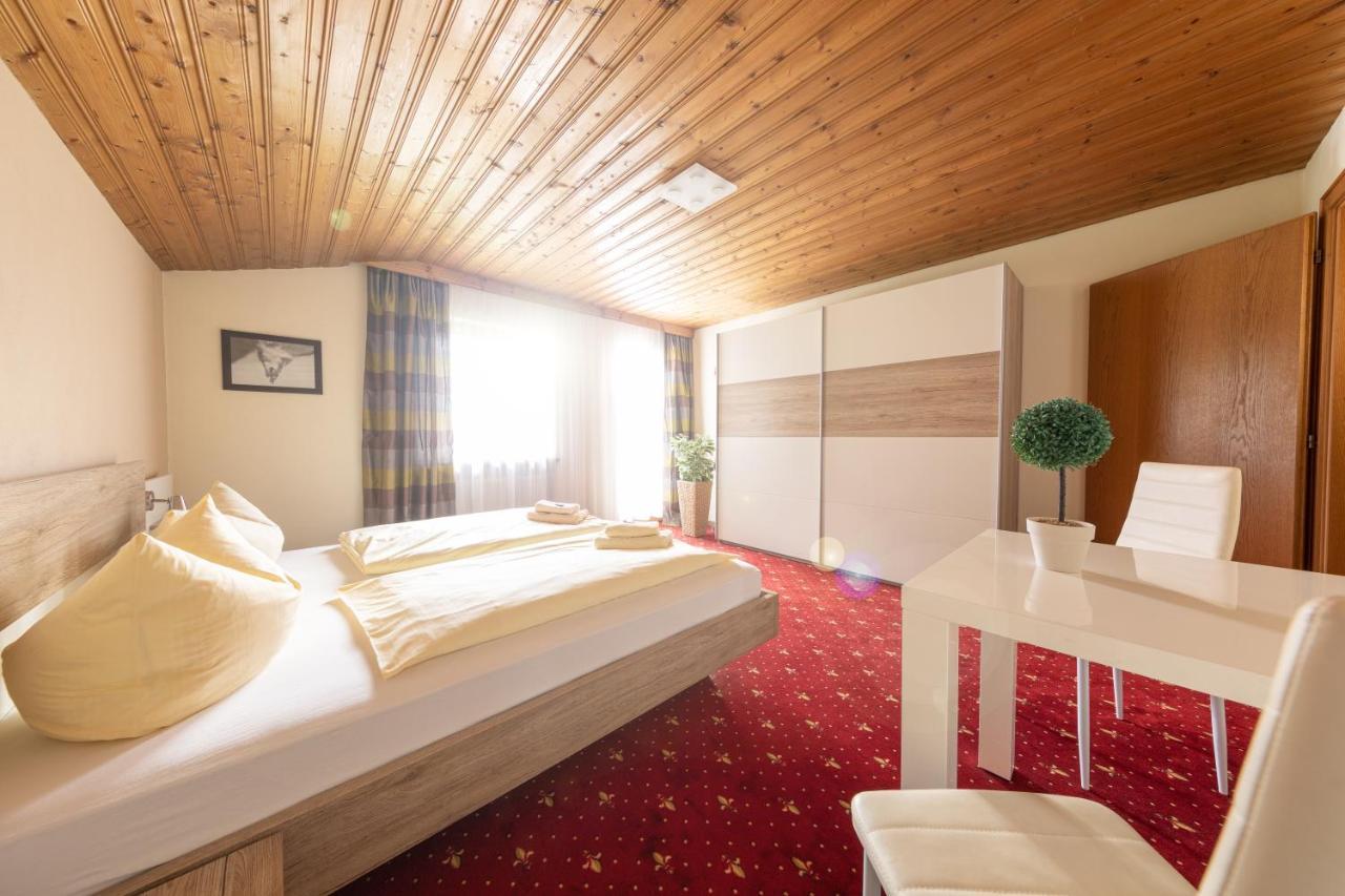 T3 Pension Wald Am Arlberg Exterior foto